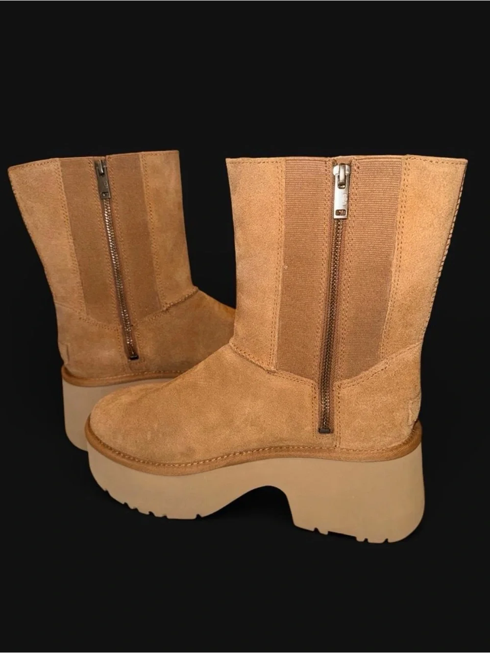NWOB | UGG Women's Classic Twin Seam New Heights Boots Size 8